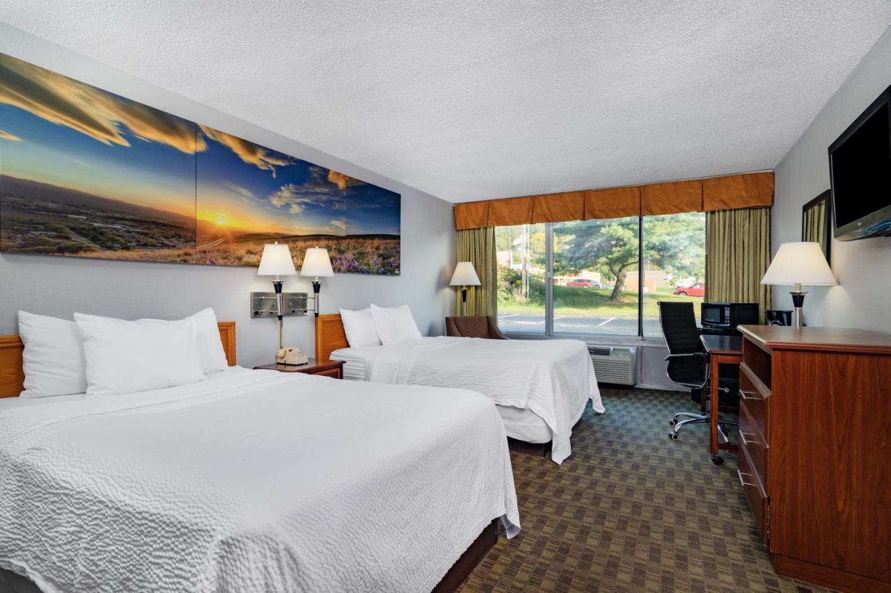 Days Inn By Wyndham Cambridge Ngoại thất bức ảnh