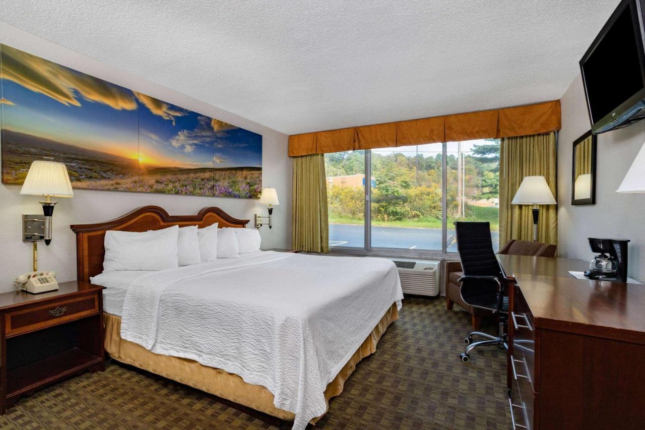 Days Inn By Wyndham Cambridge Ngoại thất bức ảnh