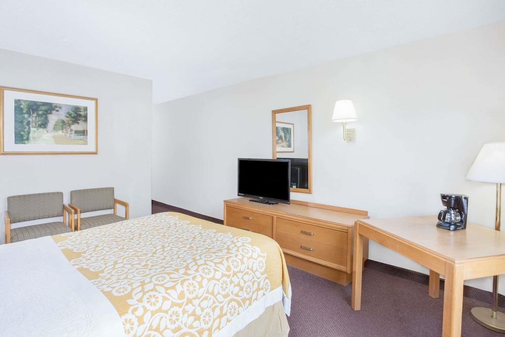 Days Inn By Wyndham Cambridge Ngoại thất bức ảnh